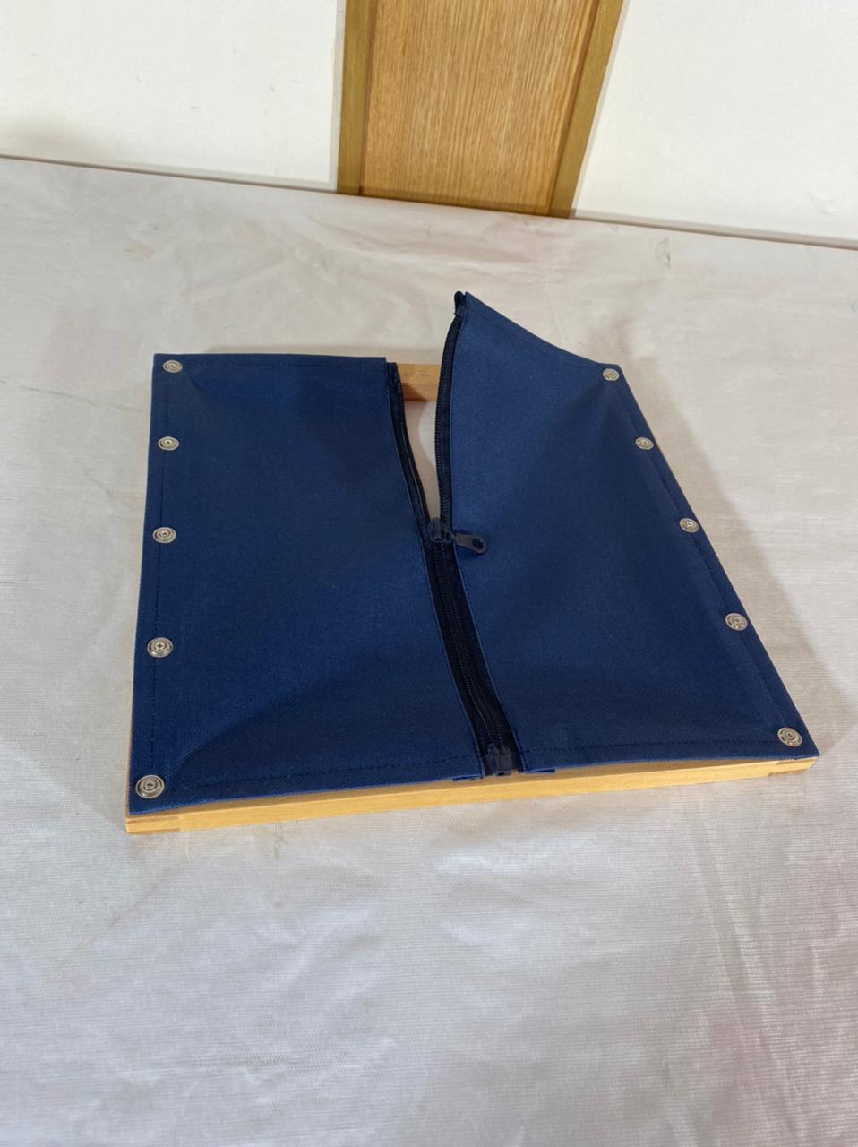 Zipper Dressing Frame