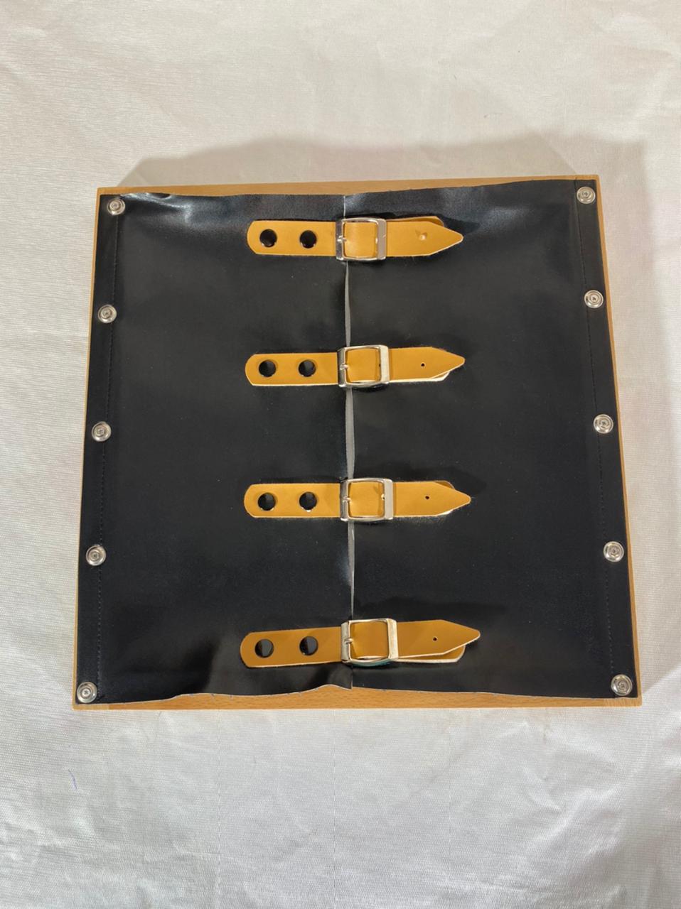 Buckle Dressing Frames